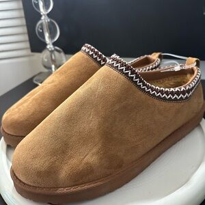 🆕American  Exchange Chaz-M Men’s Slippers